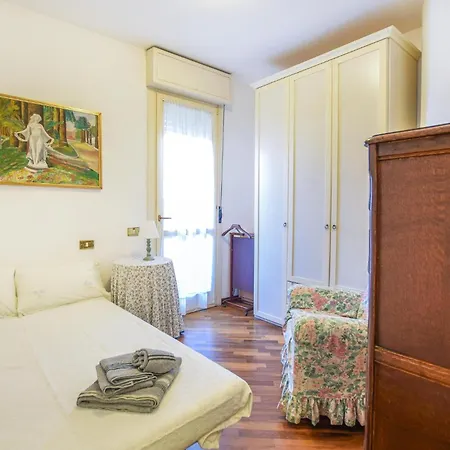 2 Bedroom Cozy In *